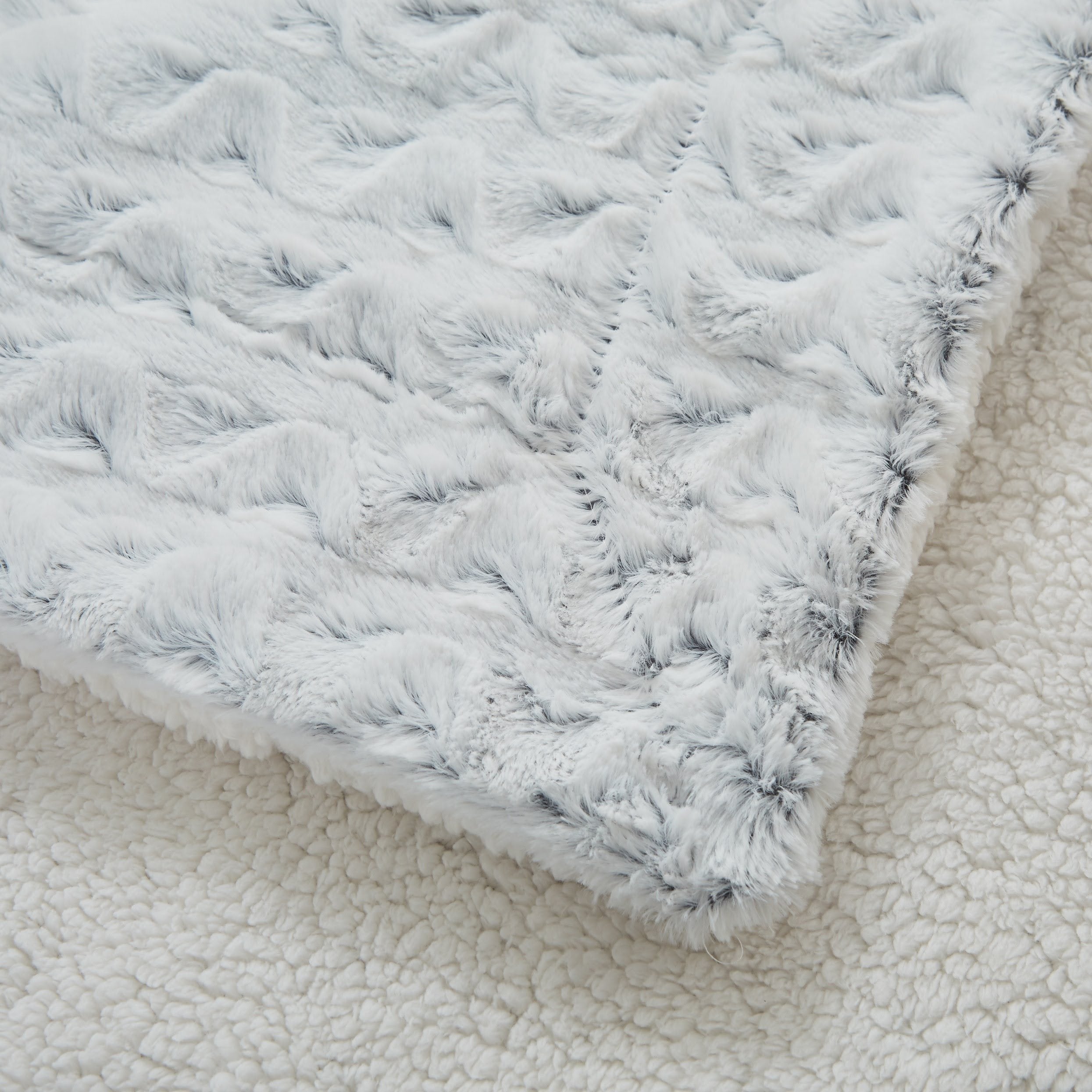 Tache Faux Fur Snowy Owl Super Soft Throw Blanket (#17)